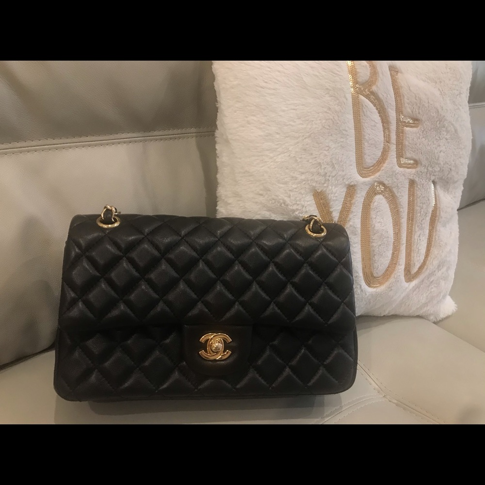 CHANEL bag